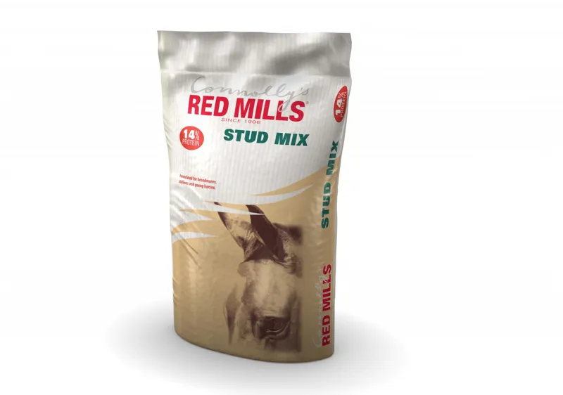 Red Mills 14 Stud Cubes 25kg