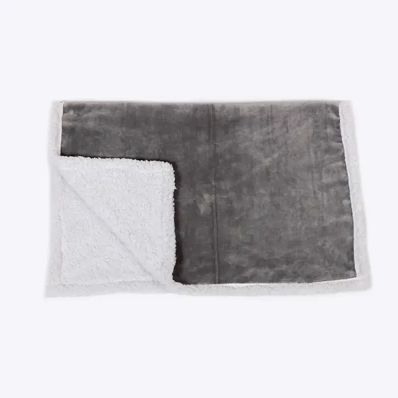 Danish Design 75 cm x 100 cm Essentials Fur Blanket in Silver