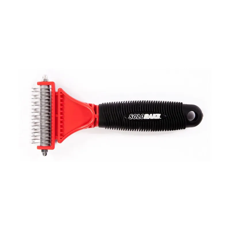 KM Elite Solorake Grooming Rake in Red