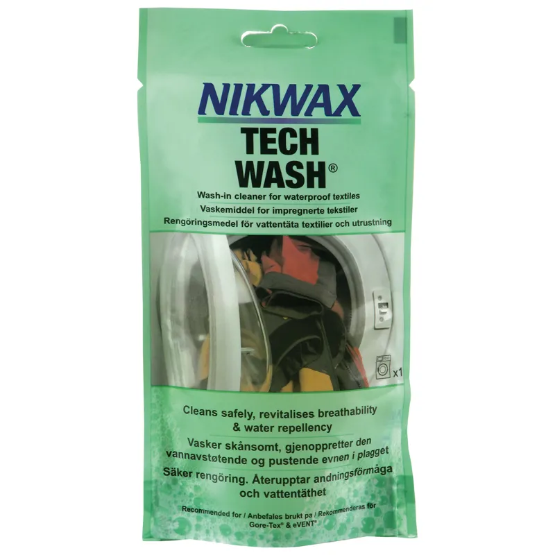 Nikwax Tech Wash Single Dose Pouch in Green