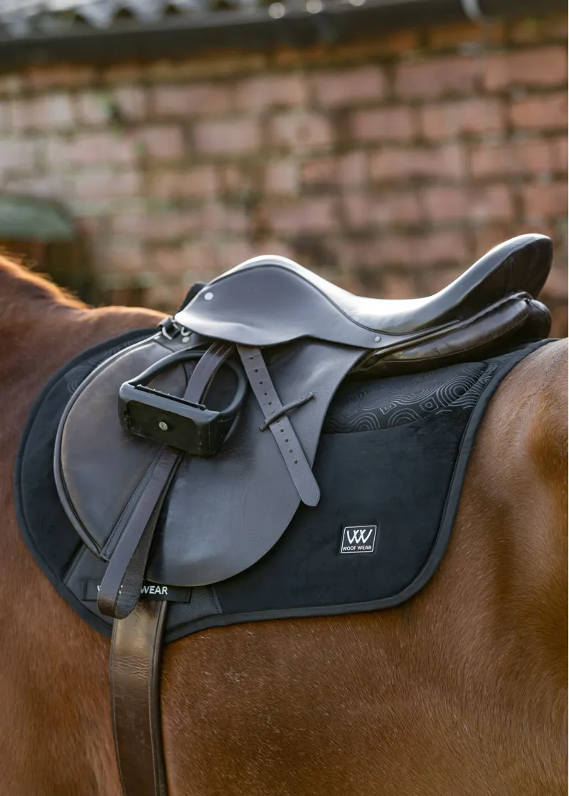 Woof Wear Elite Comfort Plus Saddle Pad CC Close Contact in Black-3